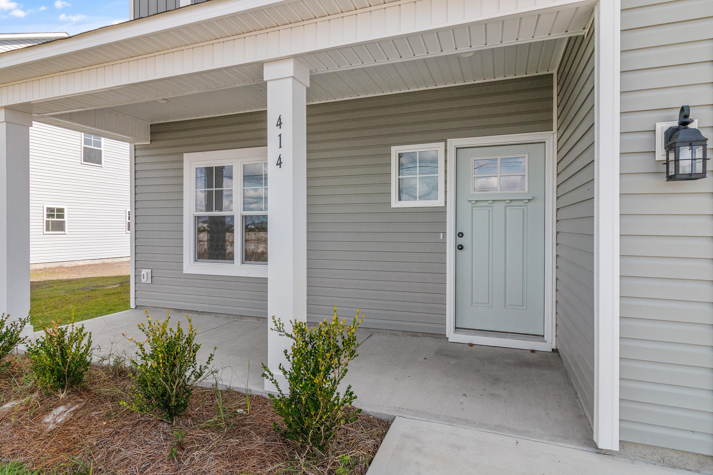 423 Elgin Road Hubert, NC 28539 - Photo 3 of 38 Similar Home