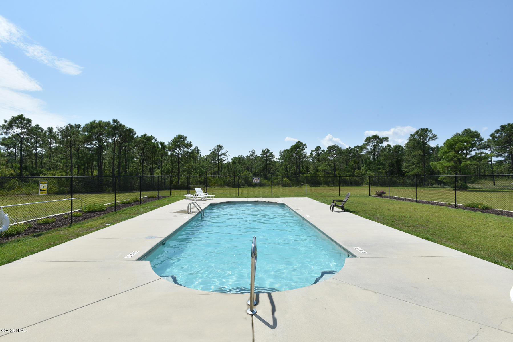 423 Elgin Road Hubert, NC 28539 - Photo 36 of 38 Community Pool