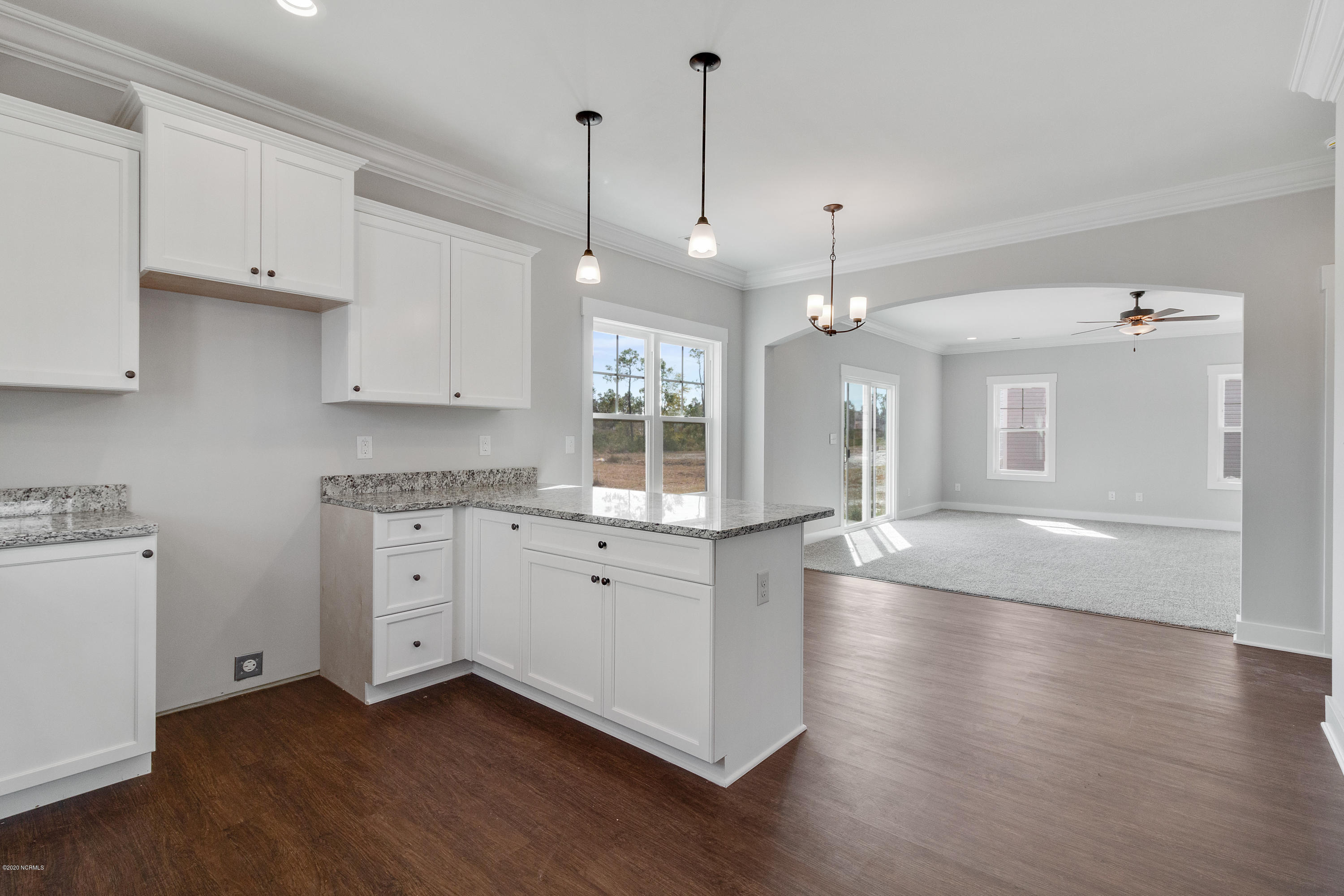 423 Elgin Road Hubert, NC 28539 - Photo 8 of 38 Similar Home