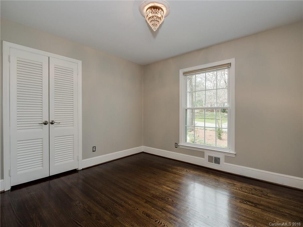5629 Seacroft Road, Unit 34 Charlotte, NC 28210 - Photo 19 of 22 Gallery Image 19