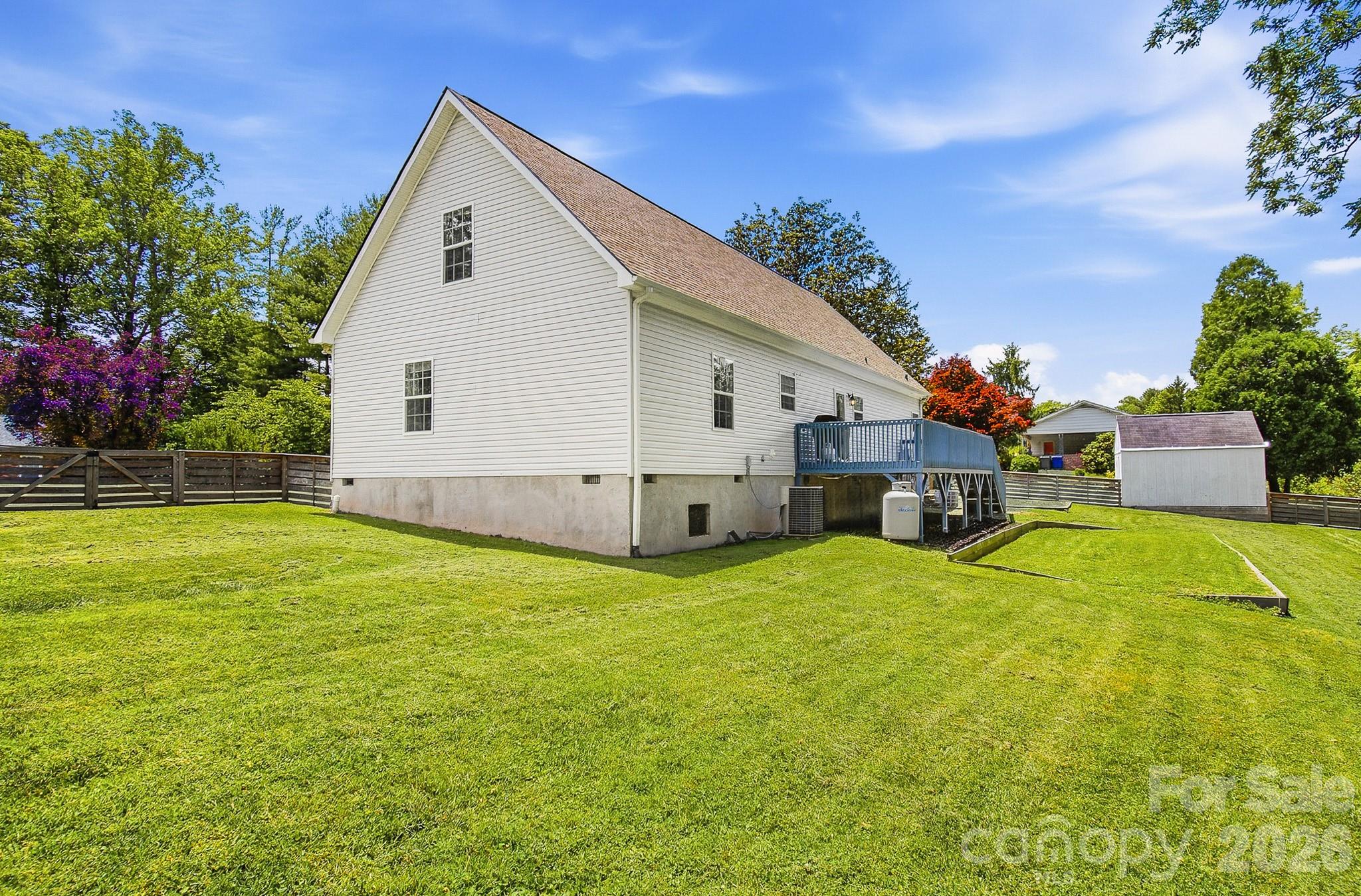 40 Liberty Road Candler, NC 28715 - Photo 38 of 46 Gallery Image 38