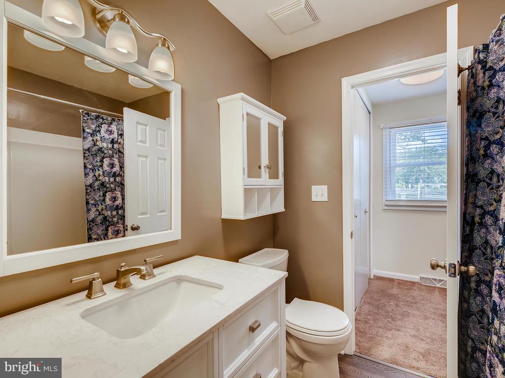 401 Haslett Road Joppa, MD 21085 - Photo 20 of 34 Or here in the Full Bath
