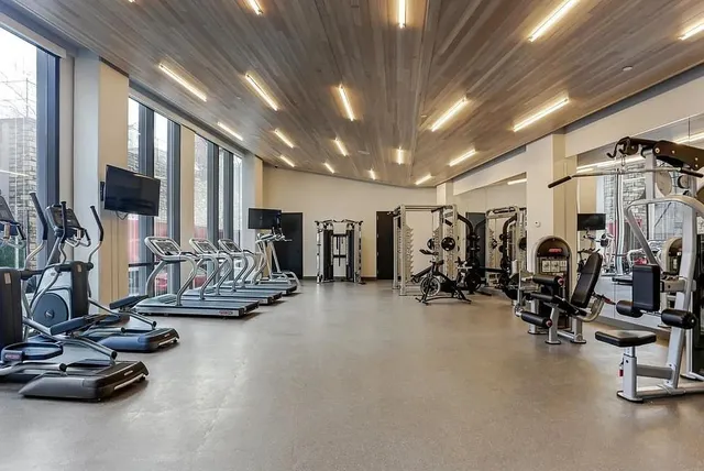 $2,950,000 | 90 Furman Street, Unit N805 | Brooklyn Heights