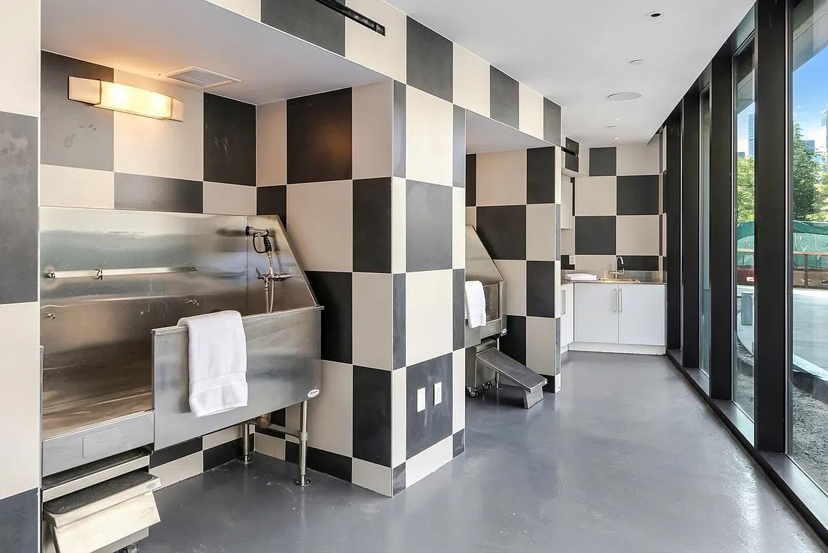 90 Furman Street, Unit N805 Brooklyn, NY 11201 - Photo 16 of 22