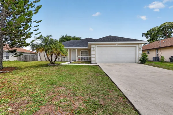 $460,000 | 2979 Southwest Moody Terrace, Port St. Lucie, FL 34953