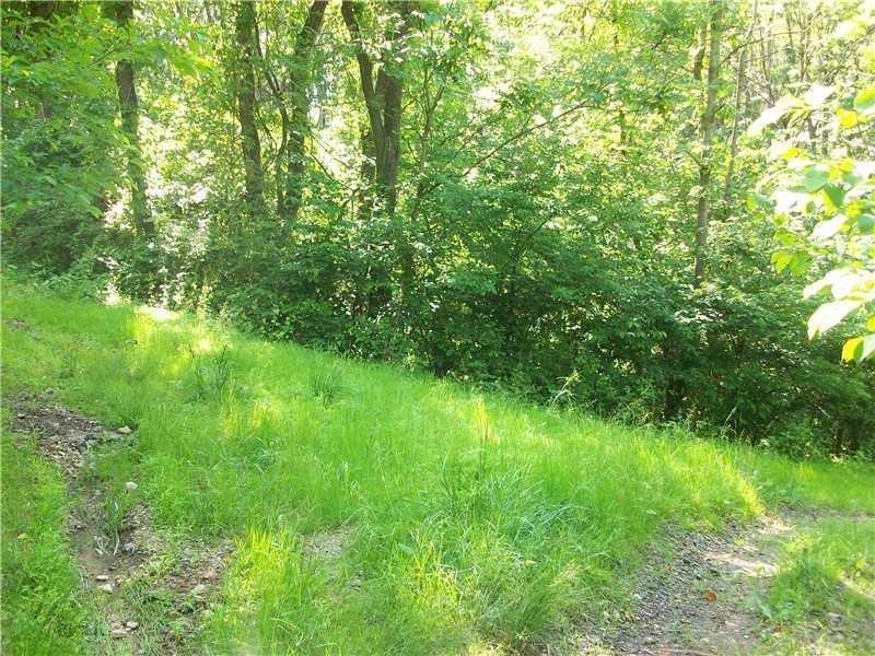 1512 Fox Chapel Road Pittsburgh, PA 15238 - Photo 5 of 12 Gallery Image 5