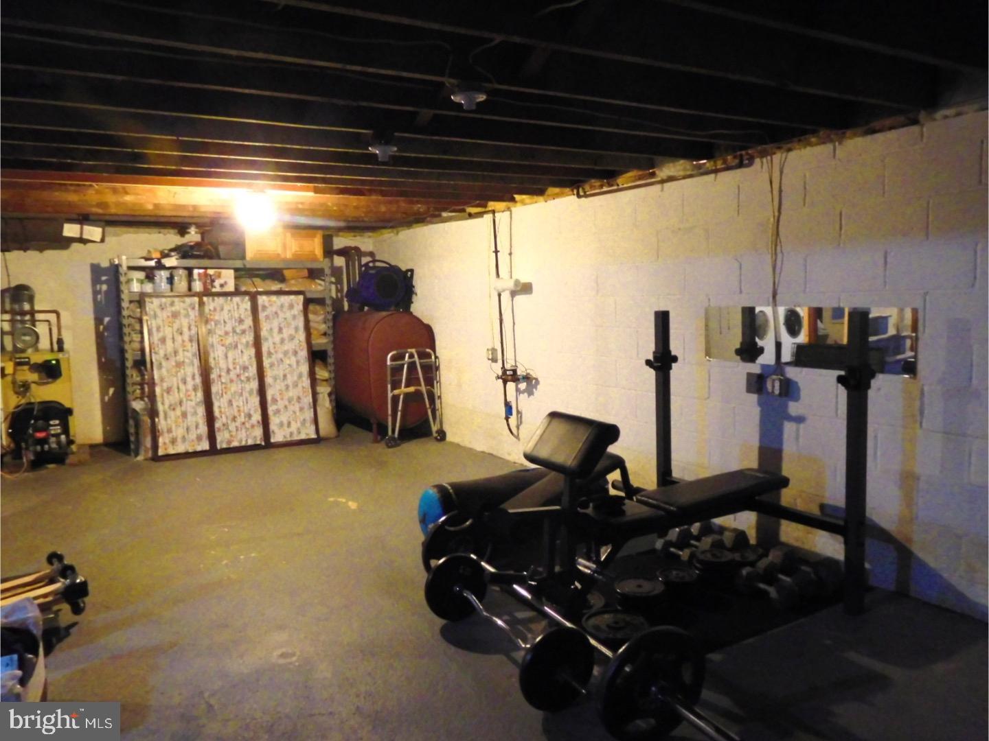 720 Newport Road Bristol, PA 19007 - Photo 11 of 23 Gallery Image 11