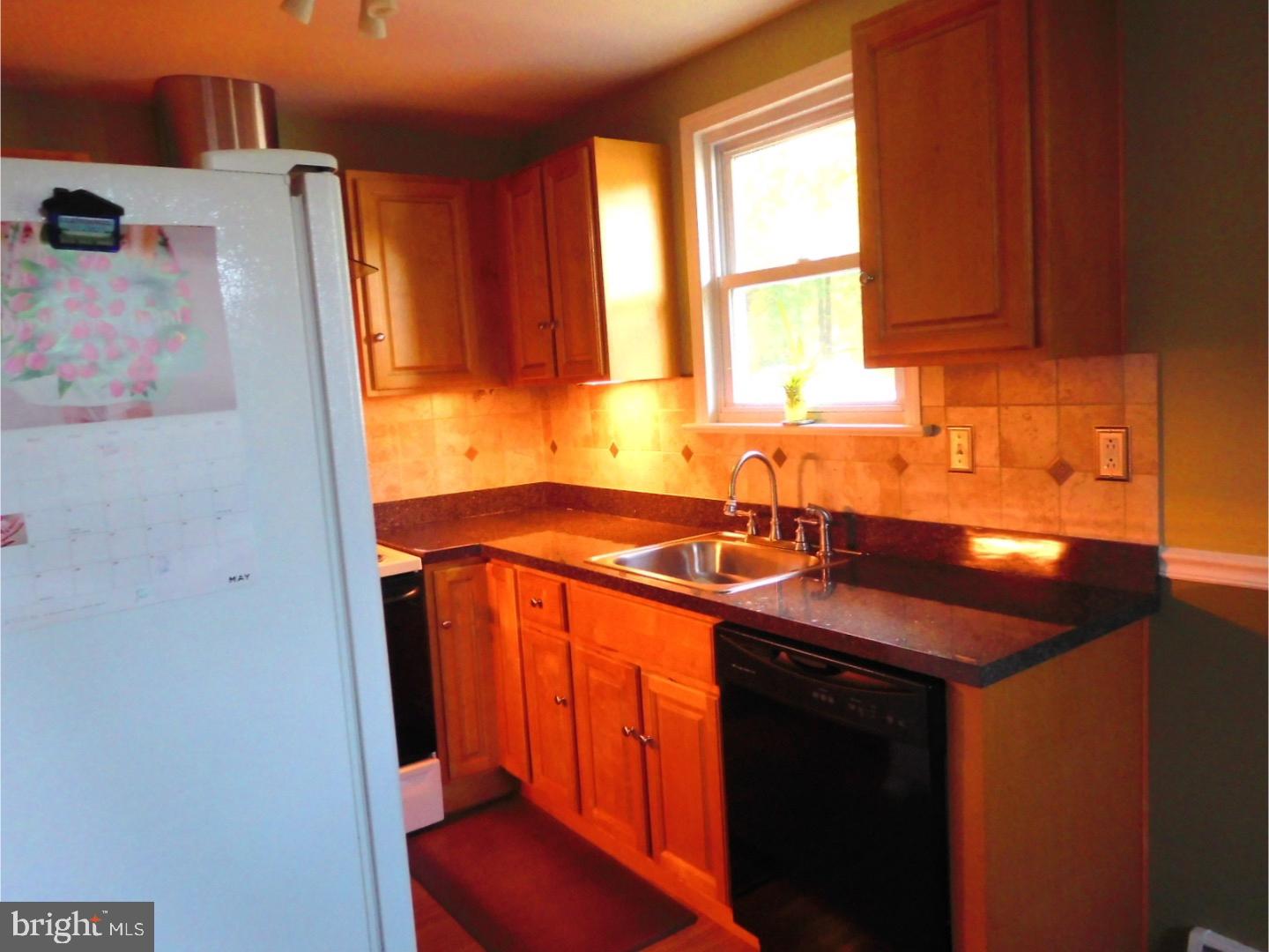 720 Newport Road Bristol, PA 19007 - Photo 16 of 23 Gallery Image 16