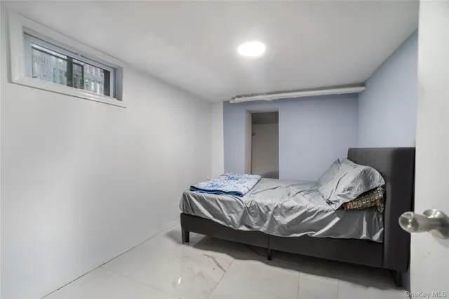 $939,000 | 7 Willis Avenue, Floral Park, NY 11001