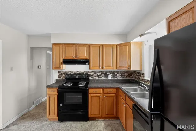 $134,900 | 9033 Bobb Avenue, St. Louis, MO 63114