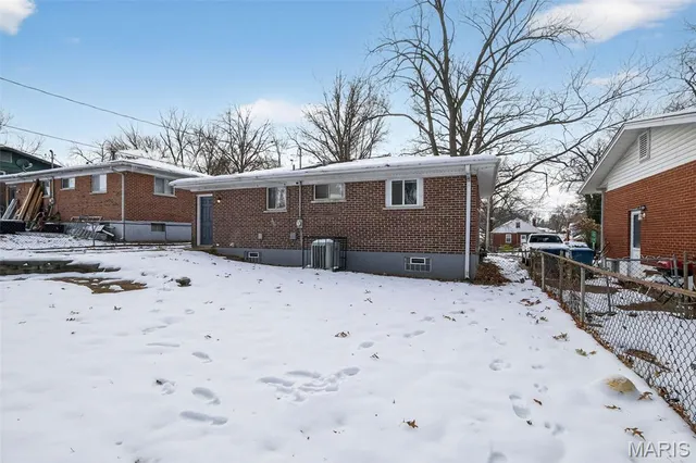 $134,900 | 9033 Bobb Avenue, St. Louis, MO 63114