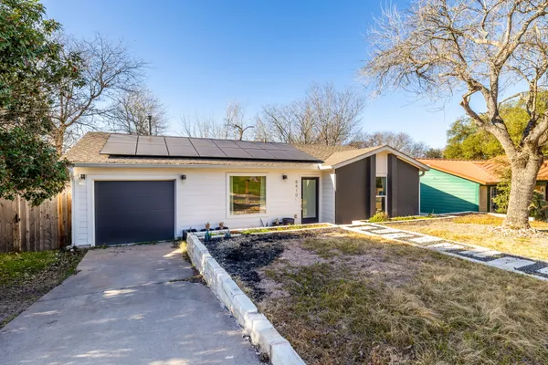 $2,450 | 8410 Romney Road, Austin, TX 78748