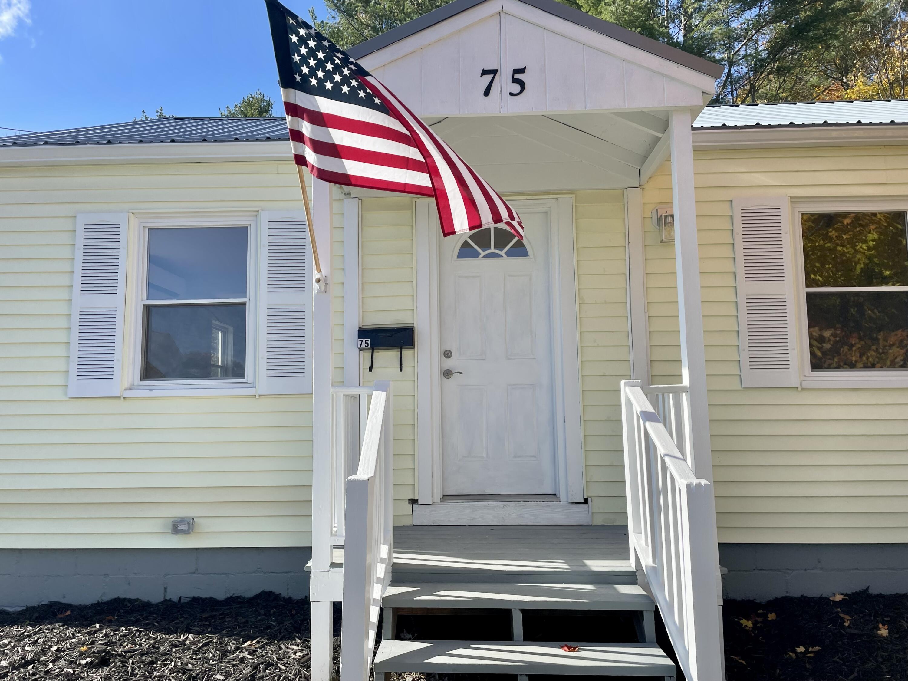 75 Denny Road Bath, ME 04530 - Photo 2 of 23 IMG_9271