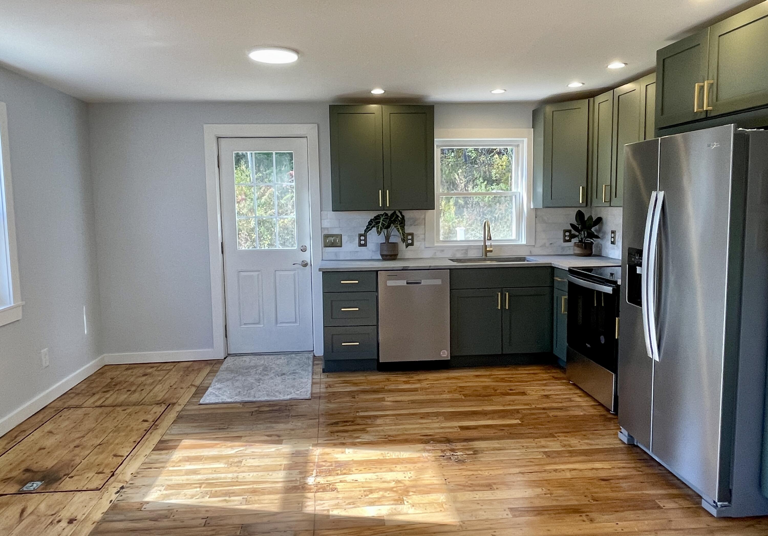 75 Denny Road Bath, ME 04530 - Photo 9 of 23 IMG_9658