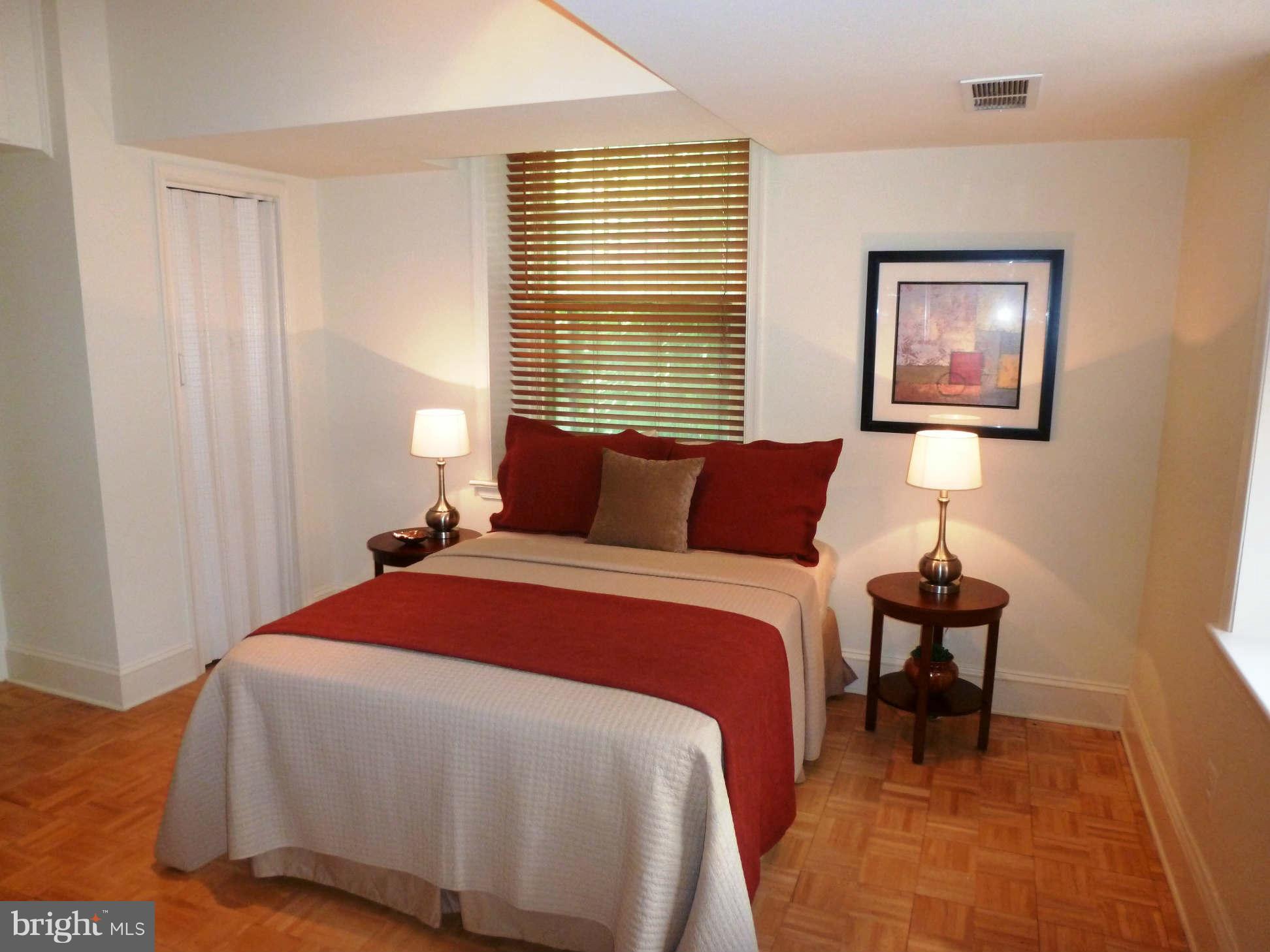 2009 Belmont Road Northwest, Unit 103 Washington, DC 20009 - Photo 9 of 20 Bedroom (Master)