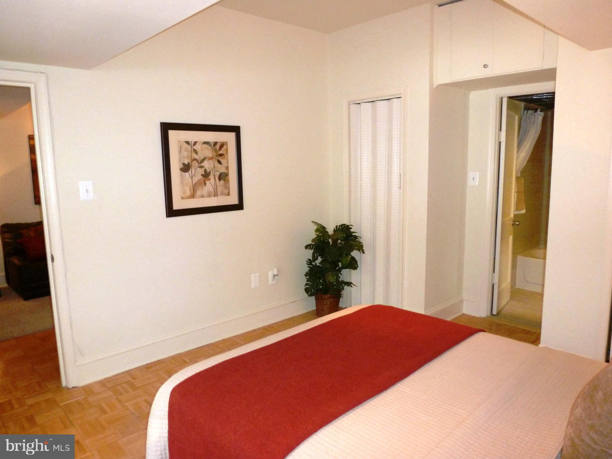 2009 Belmont Road Northwest, Unit 103 Washington, DC 20009 - Photo 10 of 20 Bedroom (Master)