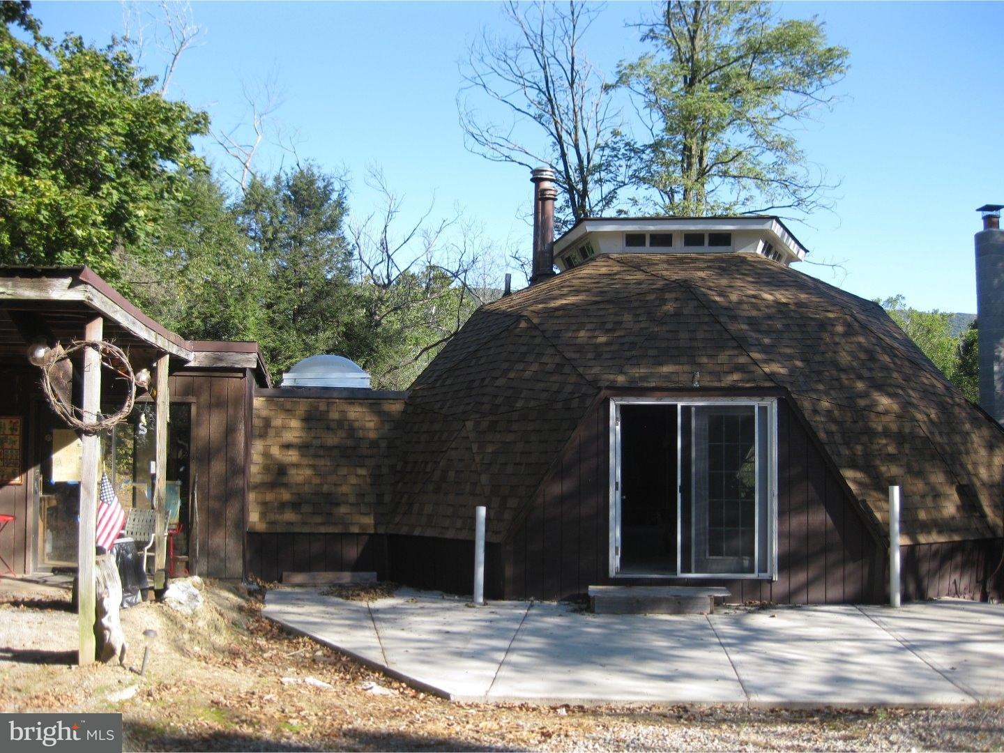 1222 Mountain Road Kempton, PA 19529 - Photo 2 of 25 Gallery Image 2