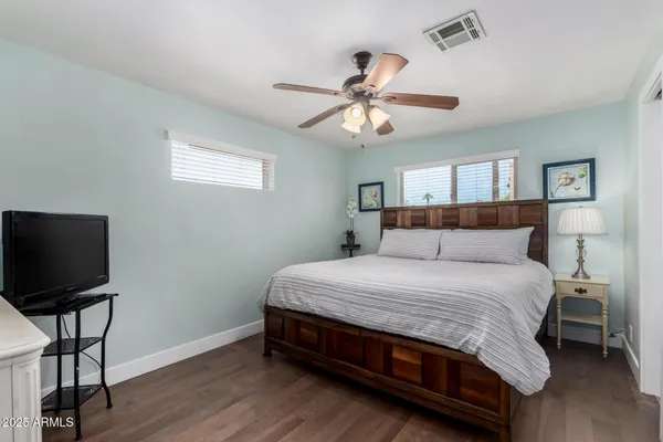 $3,000 | 6839 East Earll Drive, Scottsdale, AZ 85251