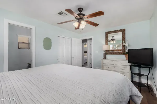 $3,000 | 6839 East Earll Drive, Scottsdale, AZ 85251