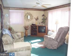 511 Taylor Street Riverside, NJ 08075 - Photo 2 of 6 Gallery Image 2