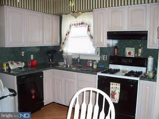511 Taylor Street Riverside, NJ 08075 - Photo 3 of 6 Gallery Image 3