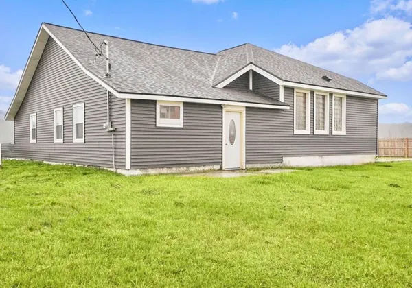 $299,000 | 7564 13 Mile Road Northeast, Rockford, MI 49341