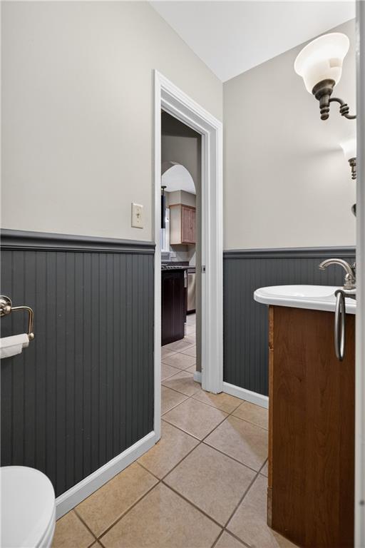 498 Seavey Road Pittsburgh, PA 15209 - Photo 13 of 35 Gallery Image 13