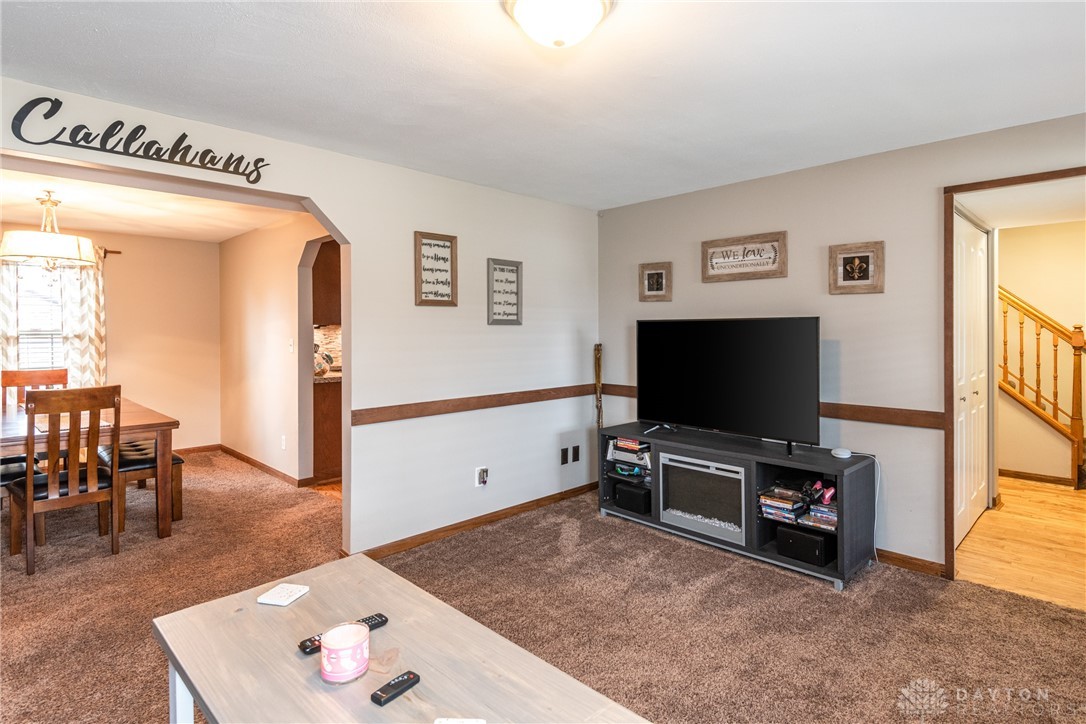 5759 Waynegate Road Huber Heights, OH 45424 - Photo 10 of 56