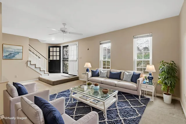 $325,000 | 8156 Winged Foot Lane, Unit 89, Germantown, TN 38138