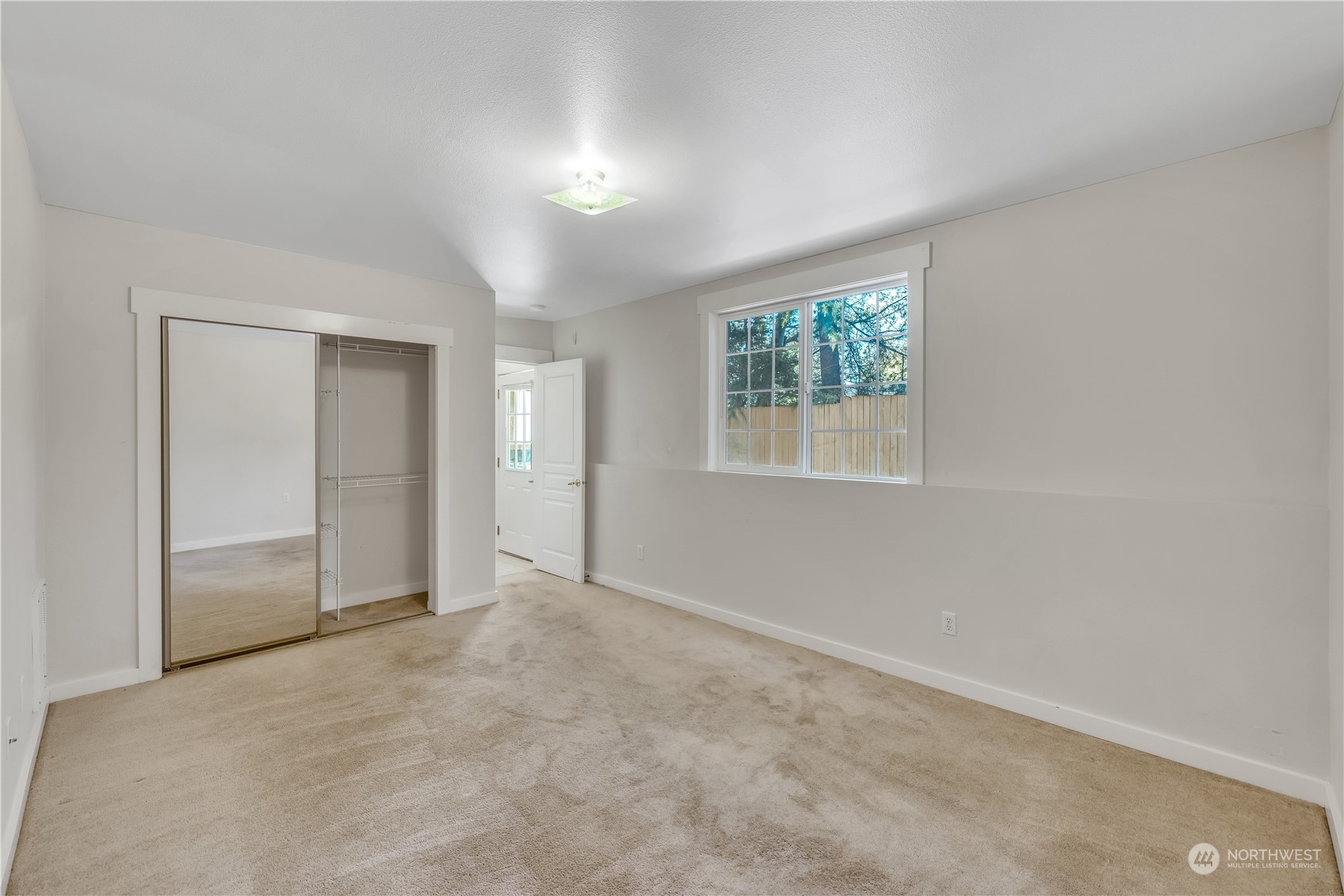 21505 73rd Place West, Unit B Edmonds, WA 98026 - Photo 12 of 29