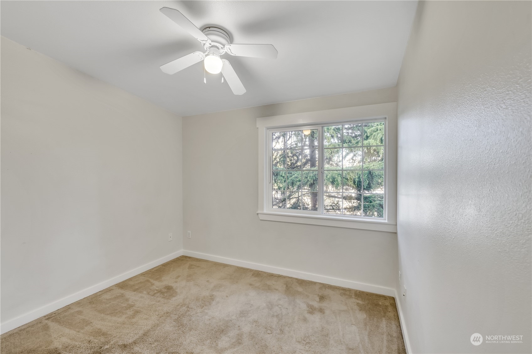 21505 73rd Place West, Unit B Edmonds, WA 98026 - Photo 16 of 29