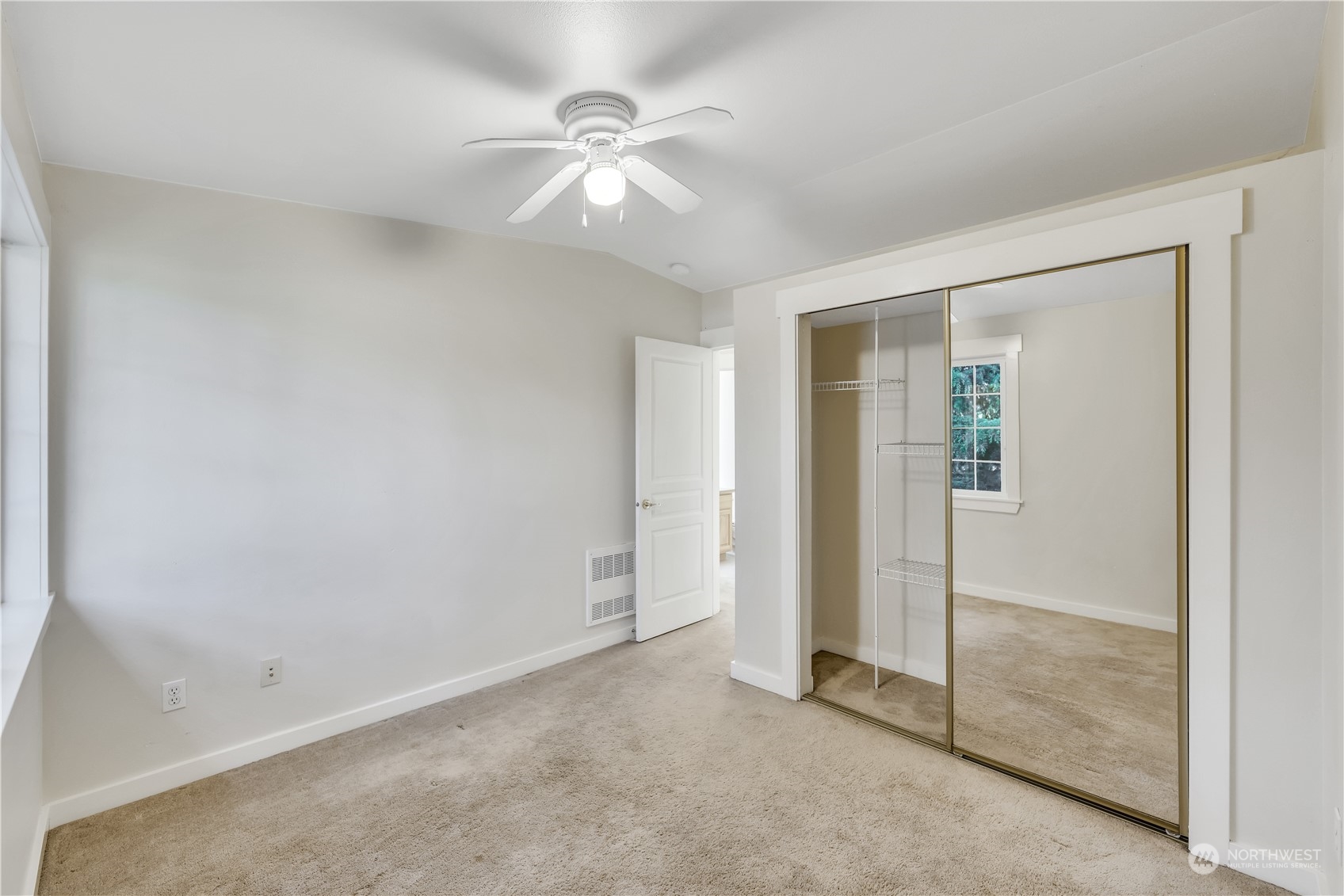 21505 73rd Place West, Unit B Edmonds, WA 98026 - Photo 17 of 29