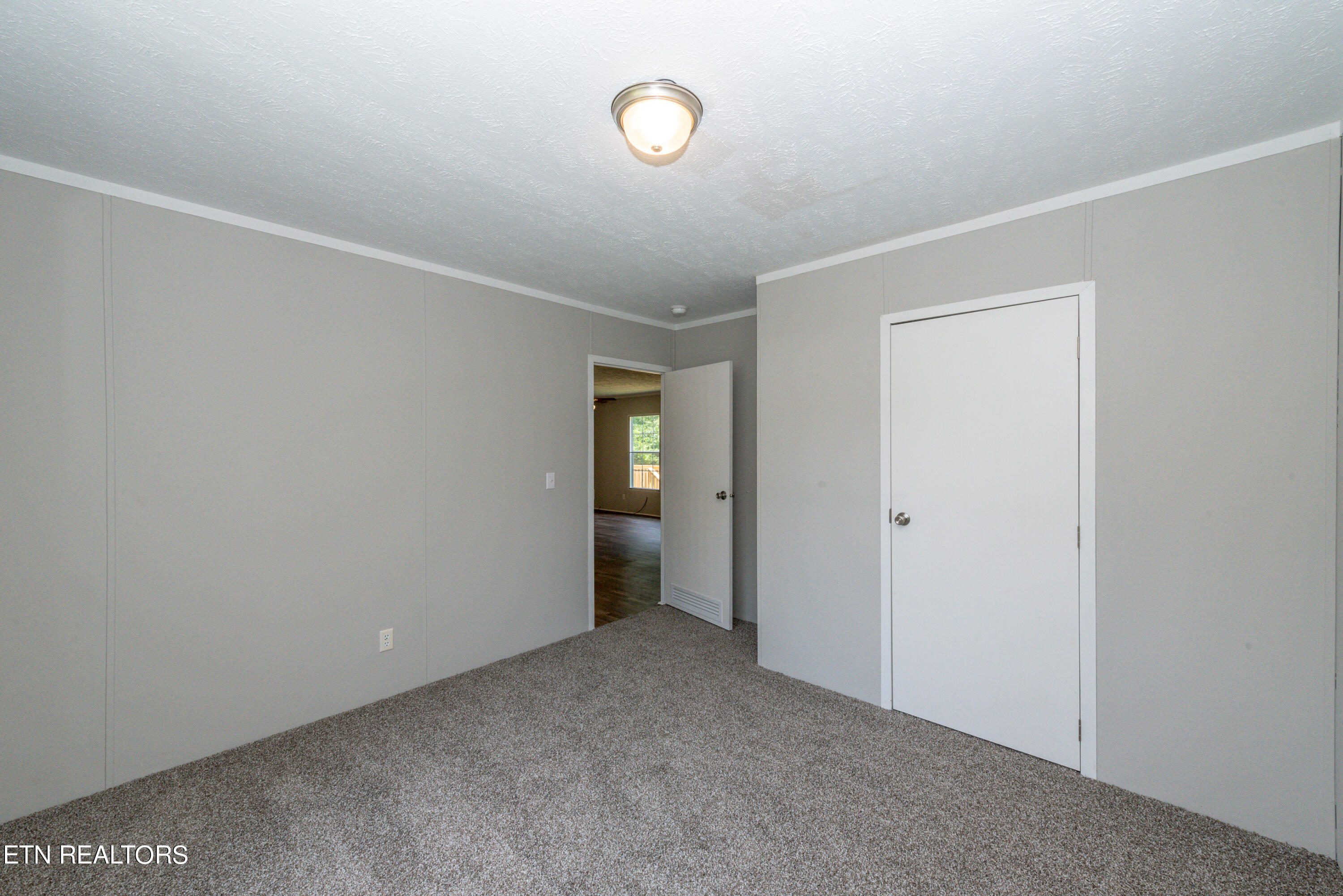 8154 Harmon Road Powell, TN 37849 - Photo 17 of 20 DSC_7995