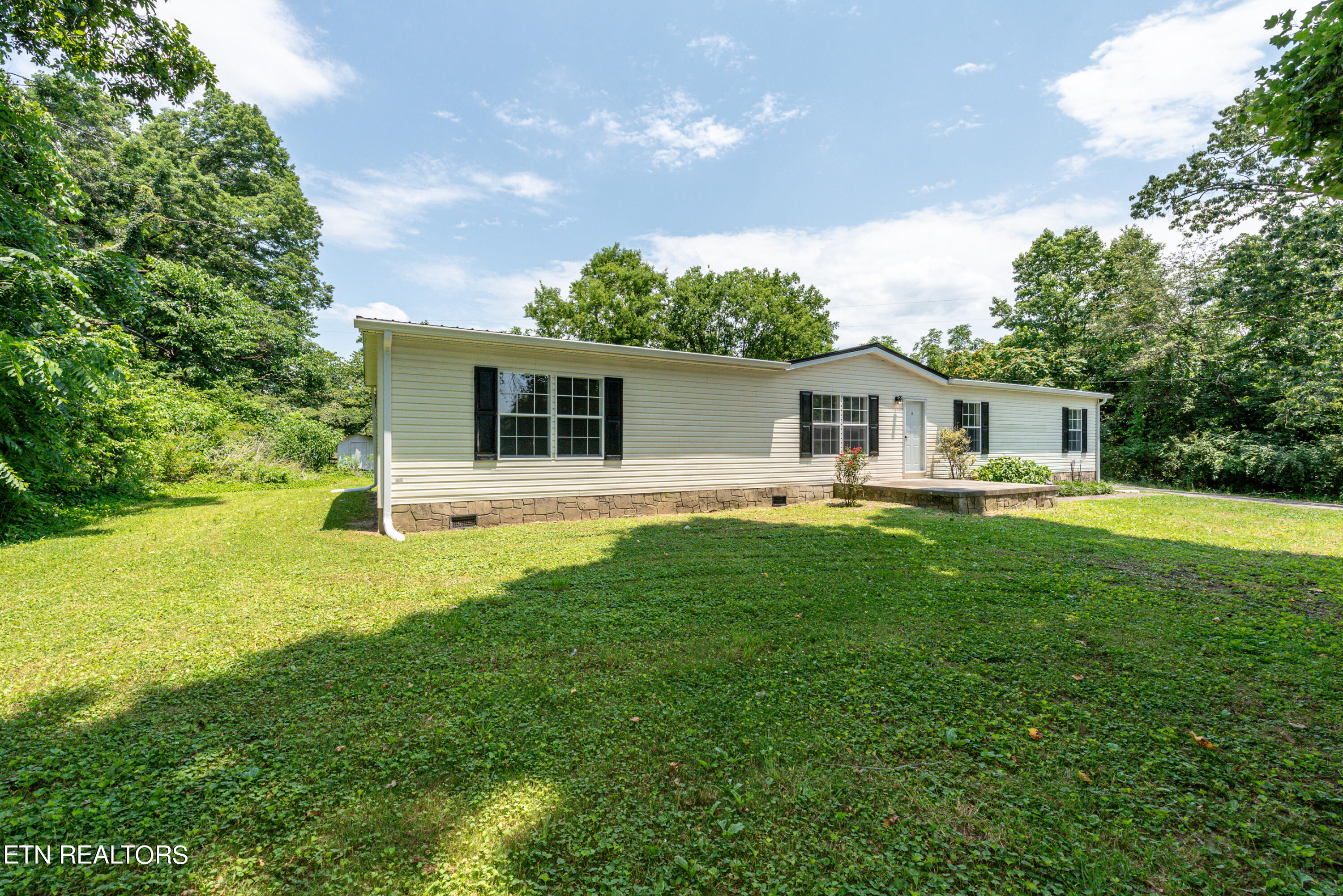 8154 Harmon Road Powell, TN 37849 - Photo 19 of 20 DSC_7960