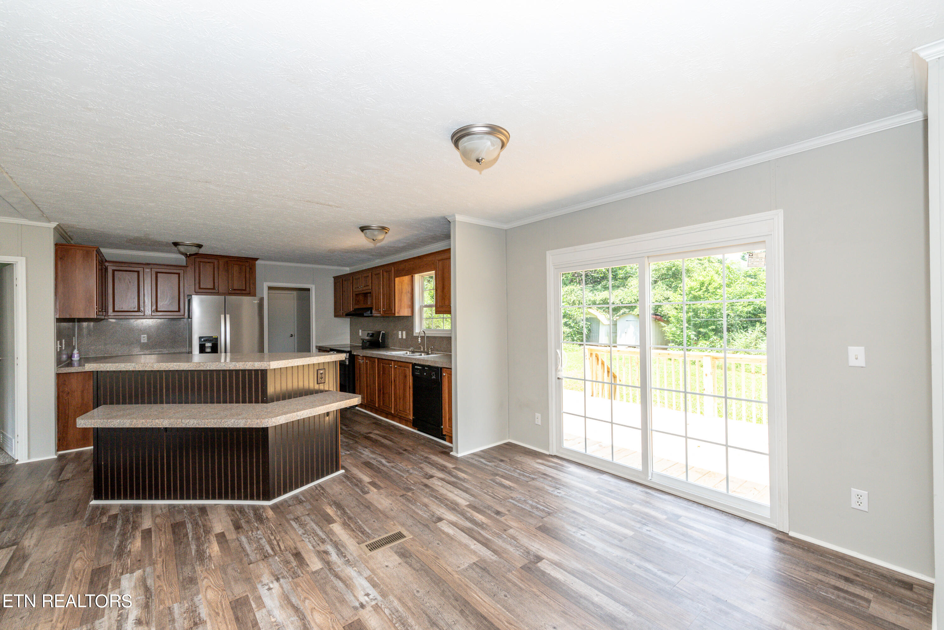 8154 Harmon Road Powell, TN 37849 - Photo 2 of 20 DSC_8001