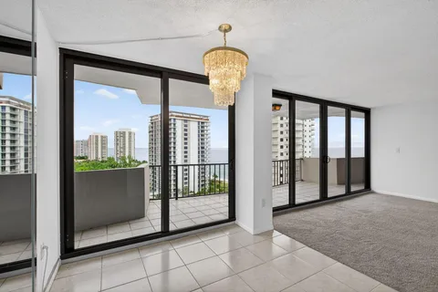 $579,000 | 4200 North Ocean Drive, Unit 21606, Riviera Beach, FL 33404