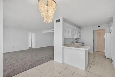 $579,000 | 4200 North Ocean Drive, Unit 21606, Riviera Beach, FL 33404