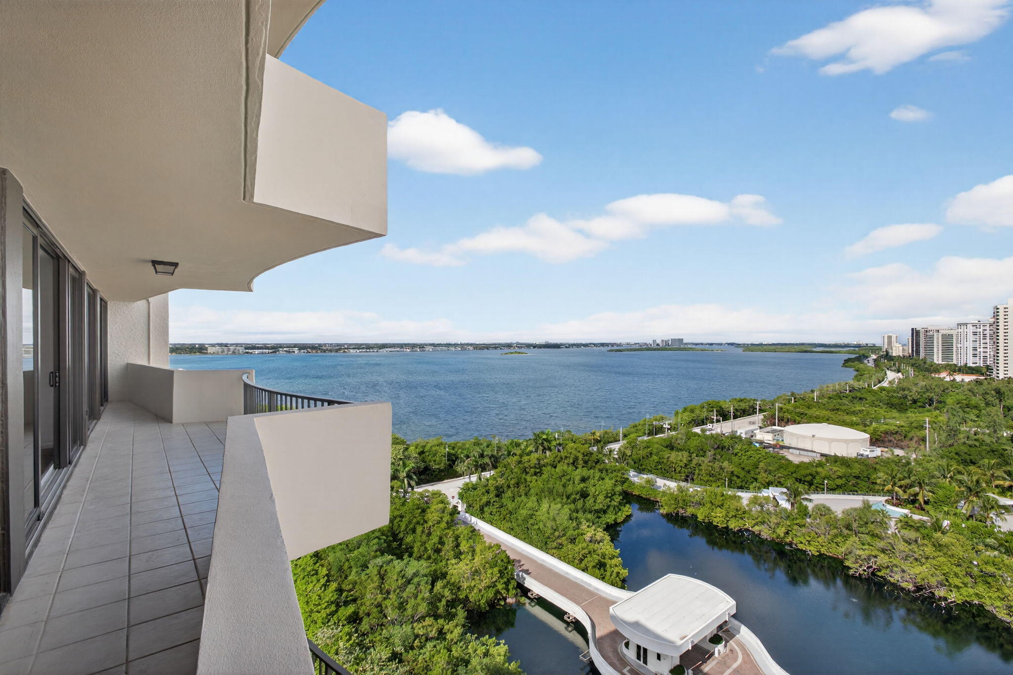 4200 North Ocean Drive, Unit 21606 Riviera Beach, FL 33404 - Photo 5 of 41 View 4