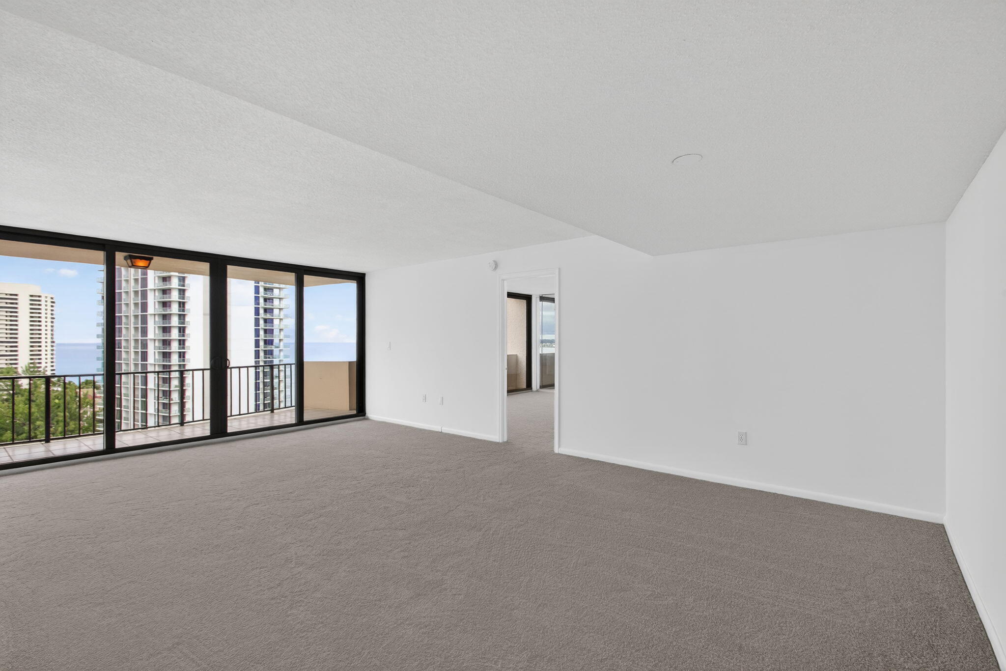 4200 North Ocean Drive, Unit 21606 Riviera Beach, FL 33404 - Photo 7 of 41 Living