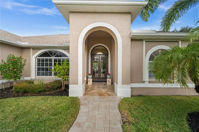 $1,675,000 | 2035 Teagarden Lane, Naples, FL 34110
