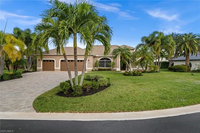 $1,675,000 | 2035 Teagarden Lane, Naples, FL 34110