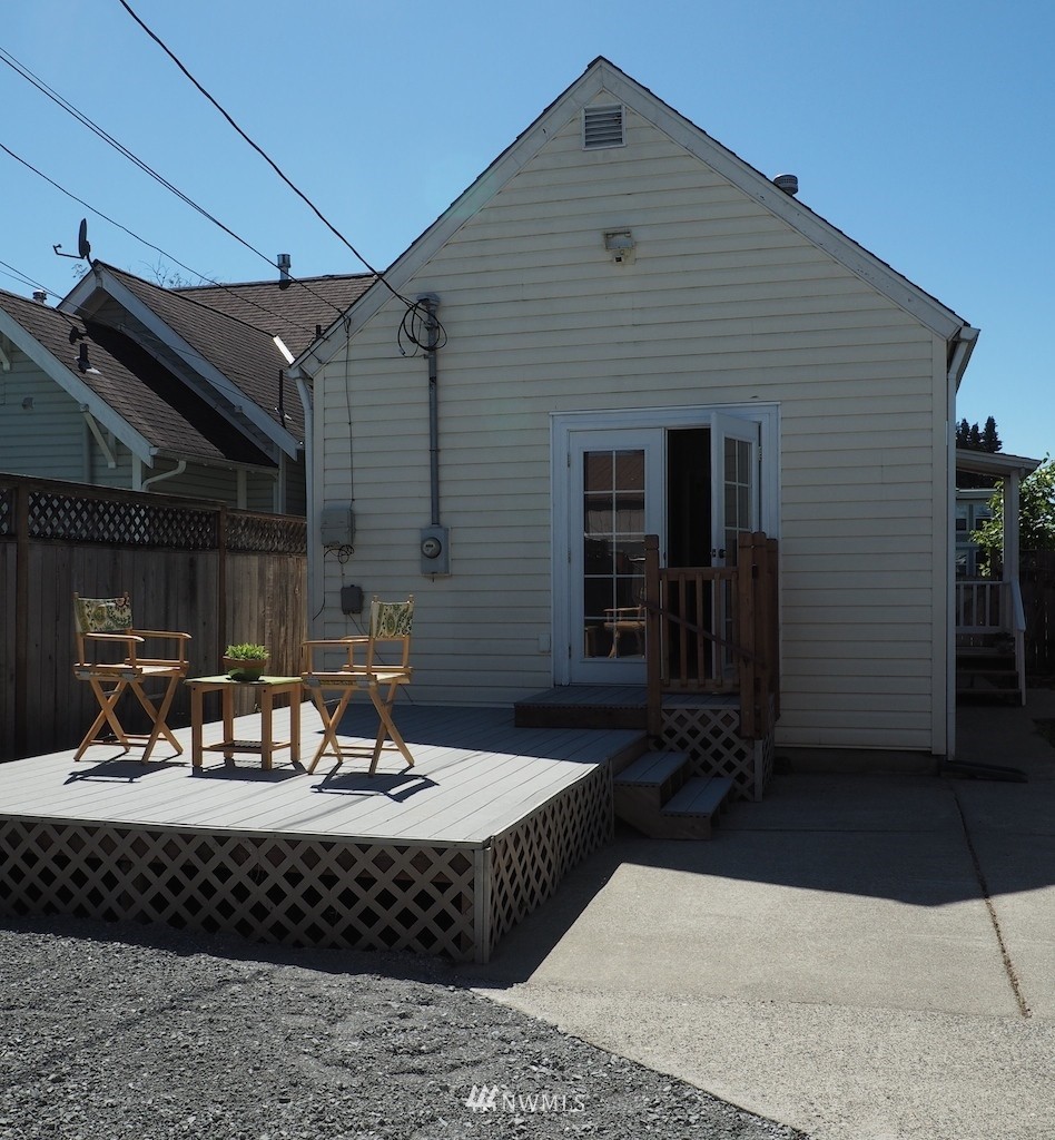 1923 Rucker Avenue Everett, WA 98201 - Photo 8 of 19
