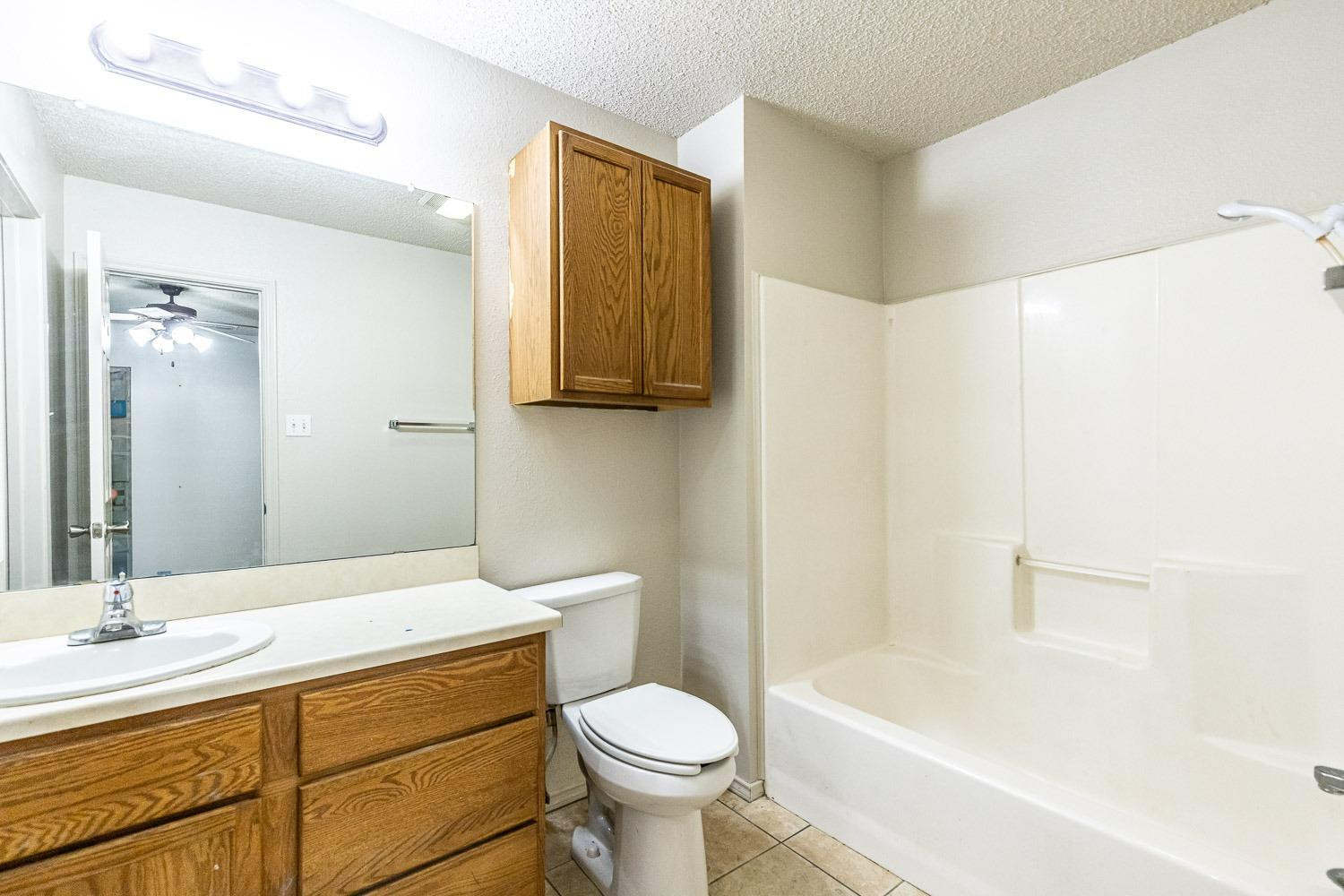 5812 96th Street, Unit B Lubbock, TX 79424 - Photo 22 of 33 Photo 22