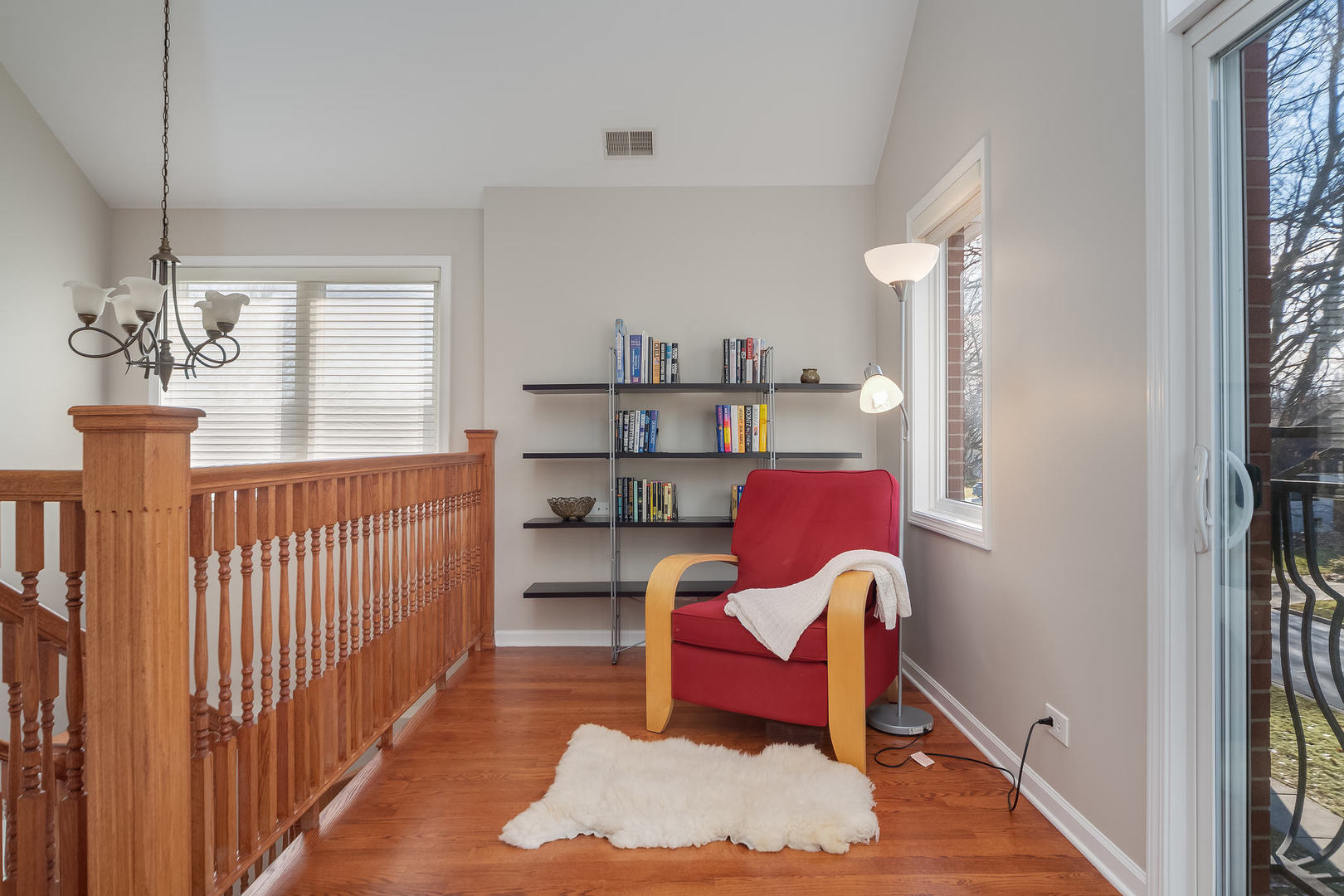641 Spring Road Elmhurst, IL 60126 - Photo 12 of 35