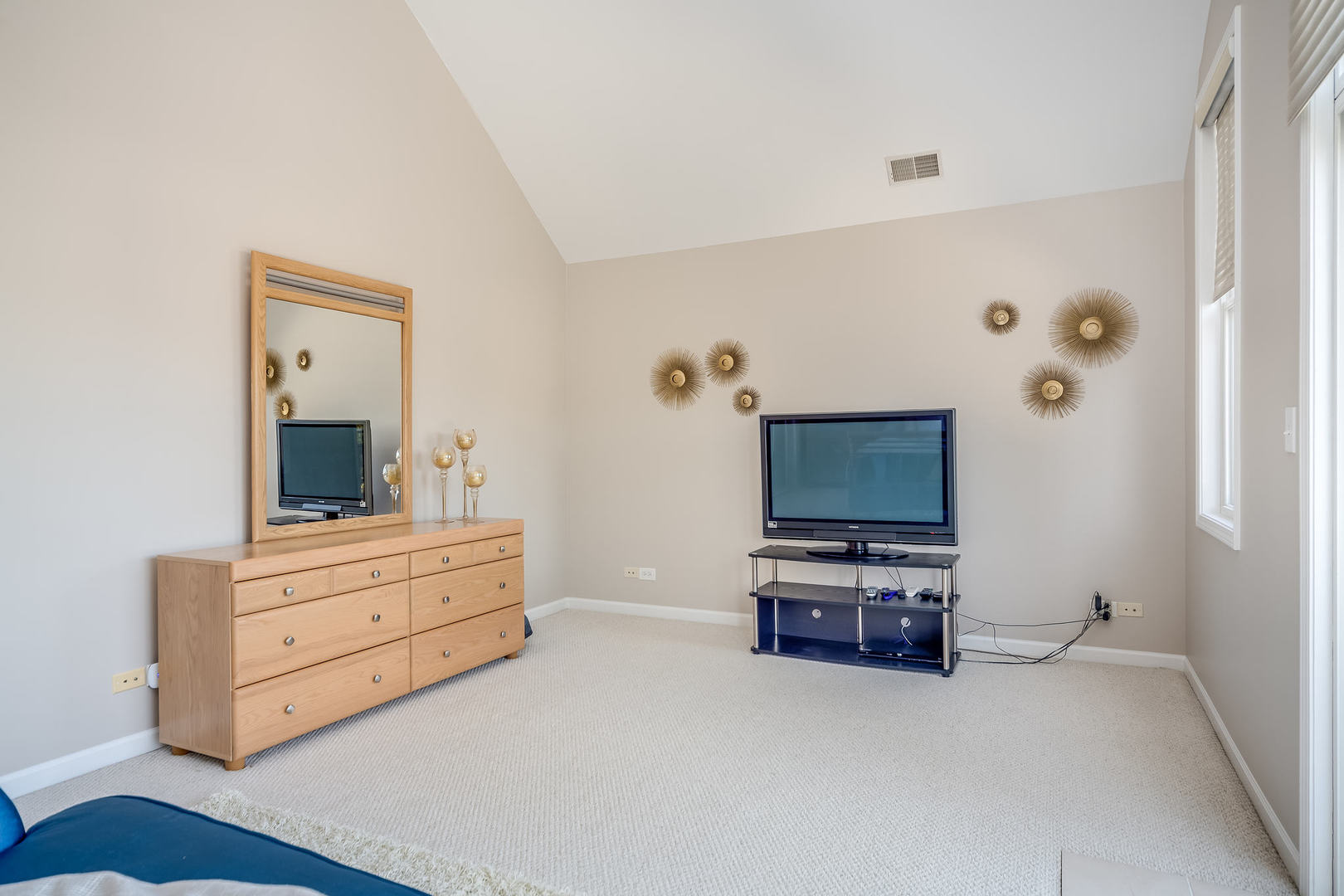 641 Spring Road Elmhurst, IL 60126 - Photo 16 of 35