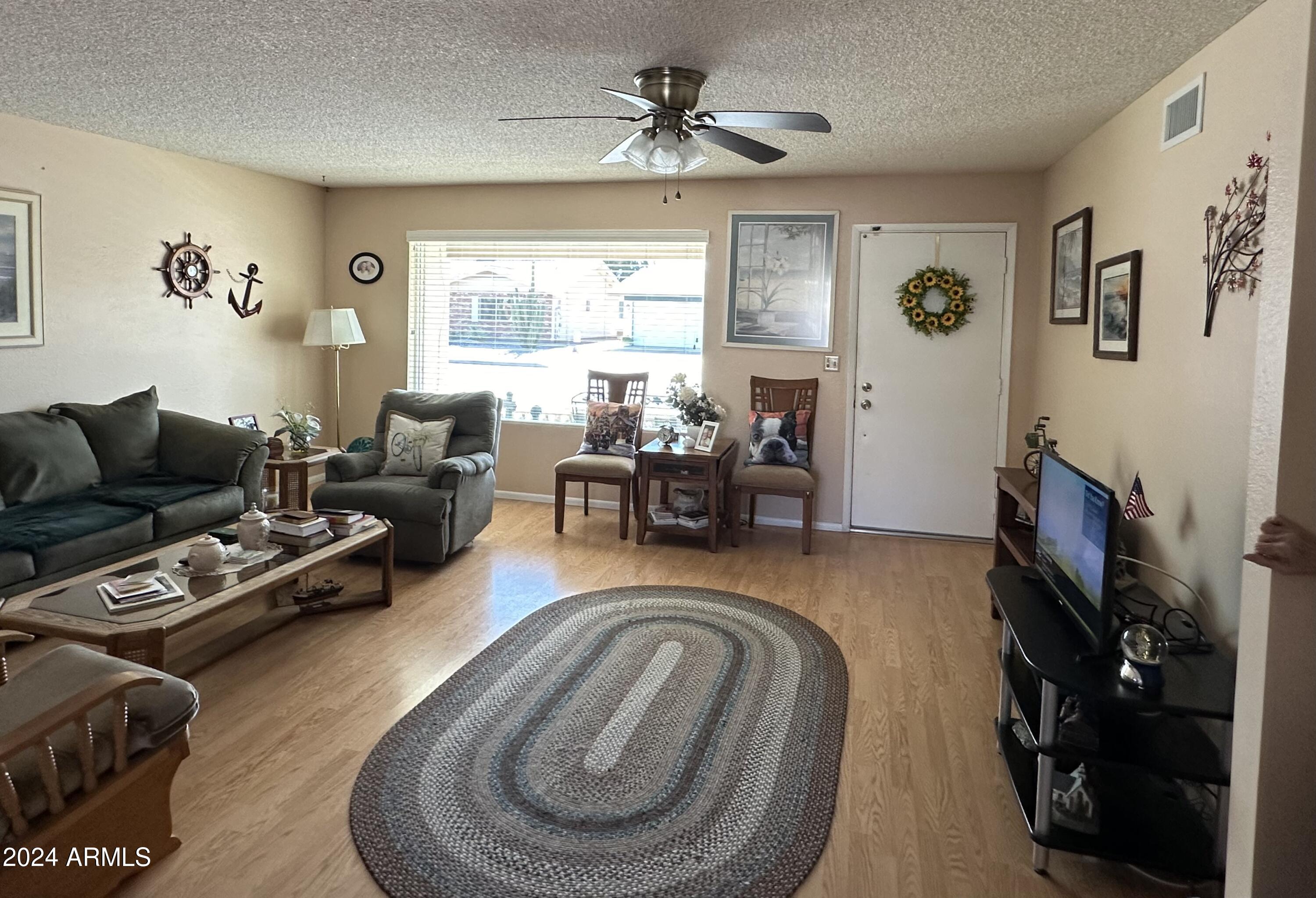 819 South Racine Mesa, AZ 85206 - Photo 4 of 15 IMG_0516(1)