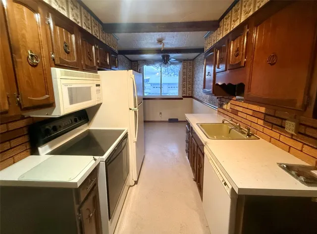 $169,800 | 829 Grant Street, Johnson City, NY 13790