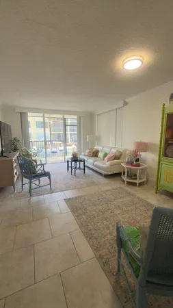 $3,500 | 777 South Federal Highway, Unit 104L, Pompano Beach, FL 33062