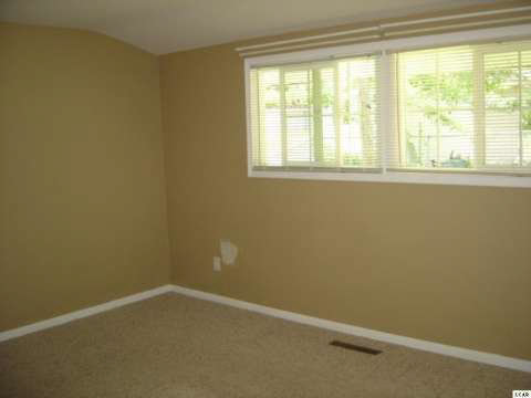 545 East Oregon Road Adrian, MI 49221 - Photo 13 of 20 20401099-12.JPG