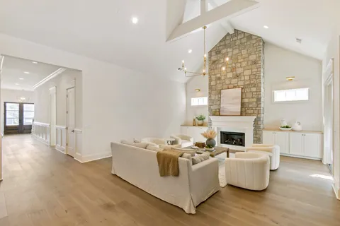 $2,199,000 | 6057 Pasquo Road, Nashville, TN 37221